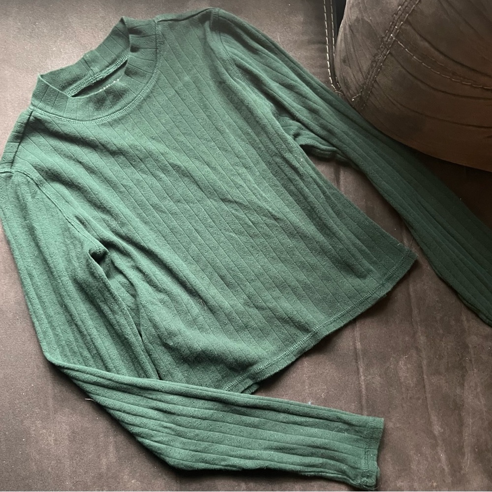 American Eagle Mock Neck Top Medium